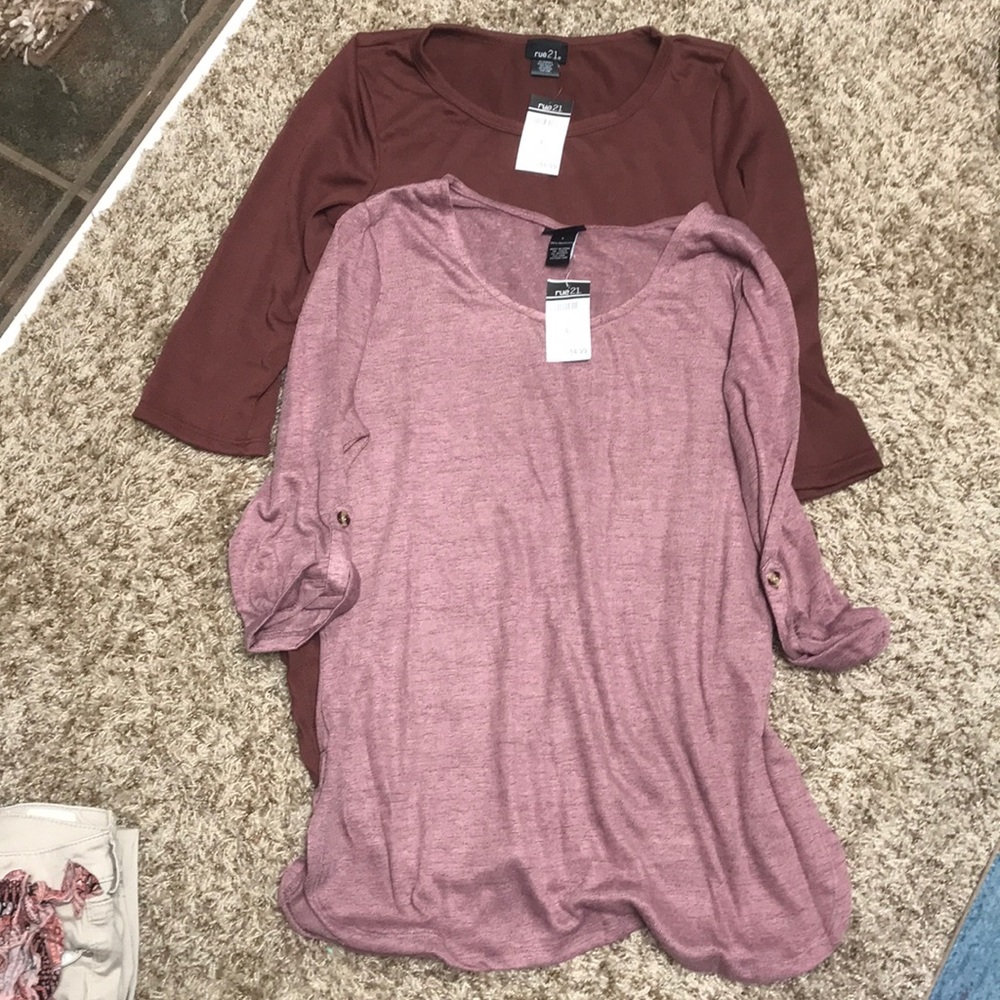 2 women’s Rue 21 NWT 3/4 length sleeve shirts